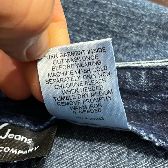 NWT Lerner womens  Denim Jean Skirt with Velcro Accent size 10 - Picture 8 of 11